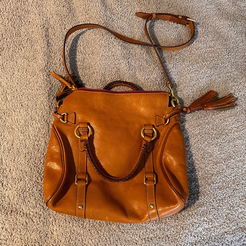 Dooney & Bourke leather handbag